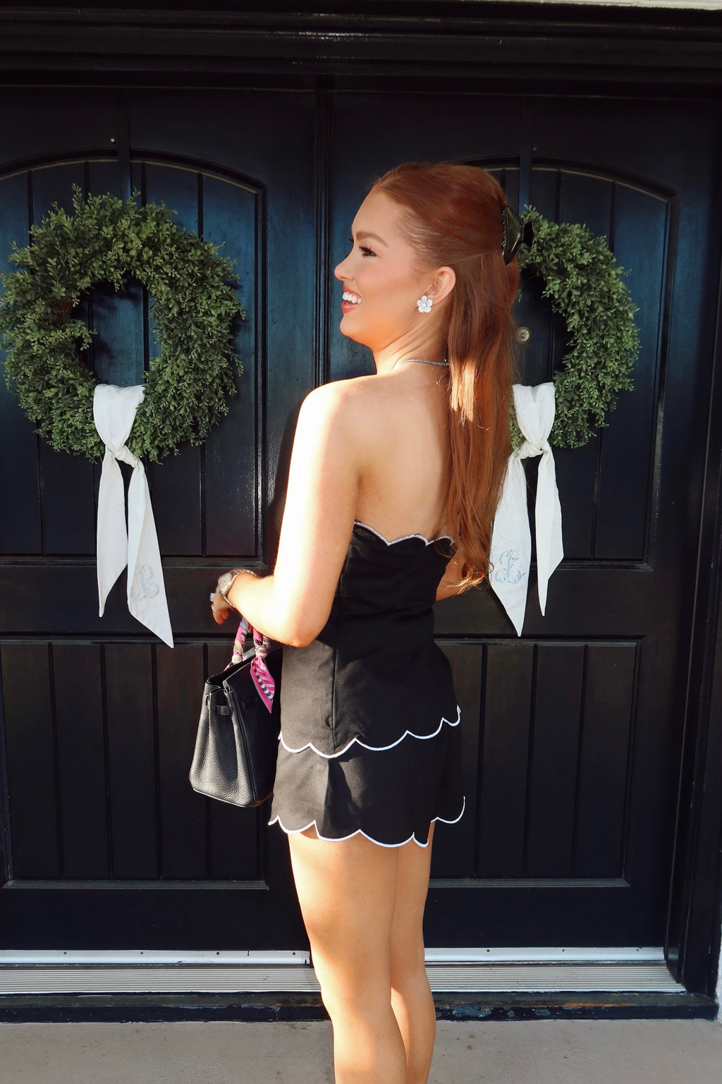 Gigi Black & White Scallop Trim Set