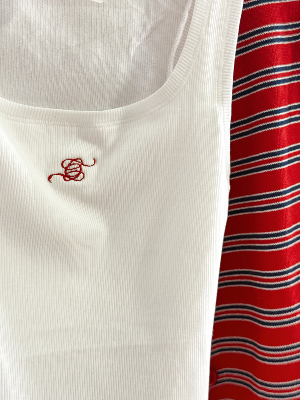 Chronicles Classic Logo Tank - Red